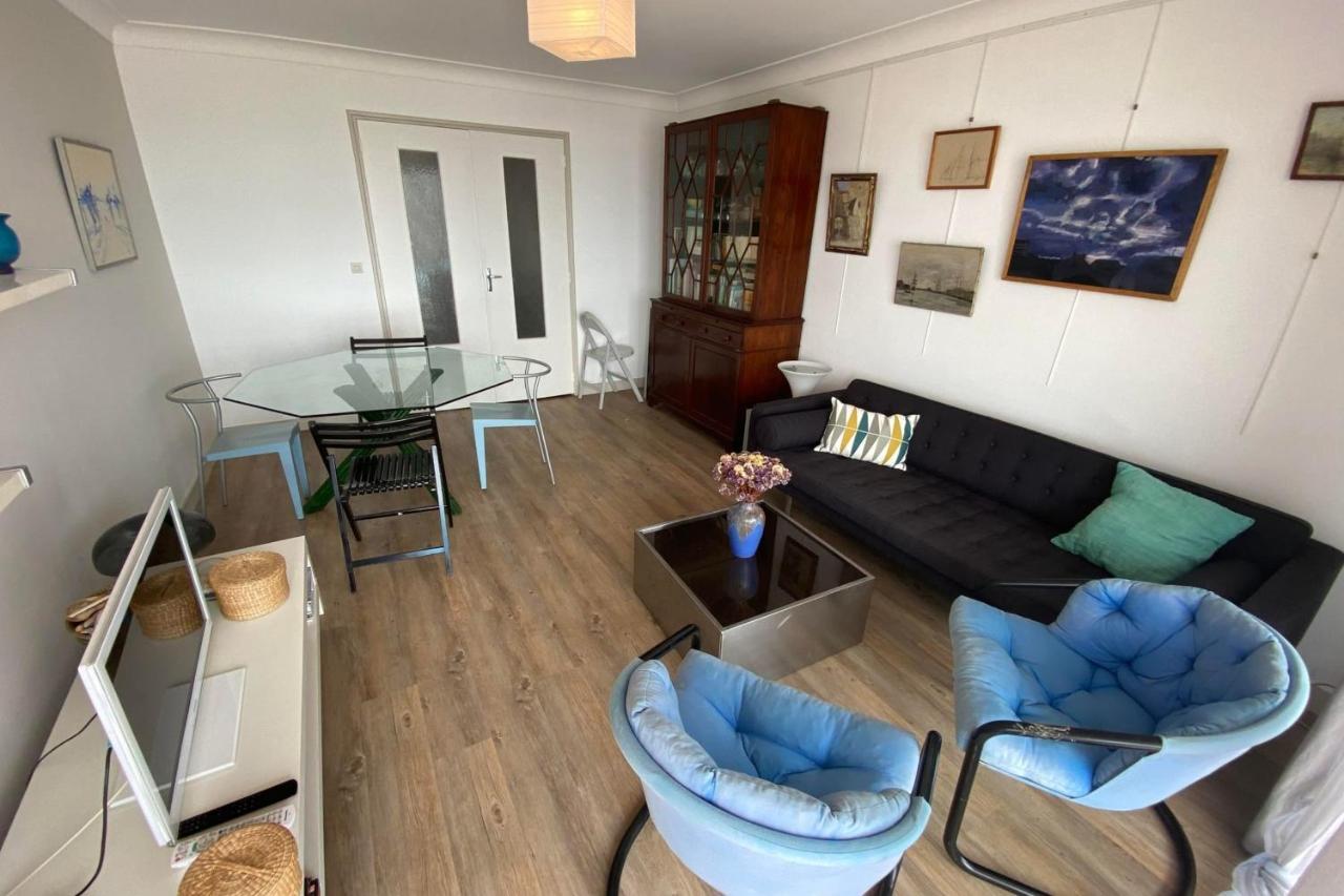 Spacious Bright Nest With Balcony Facing The Sea ปอร์นิเชต์ ภายนอก รูปภาพ